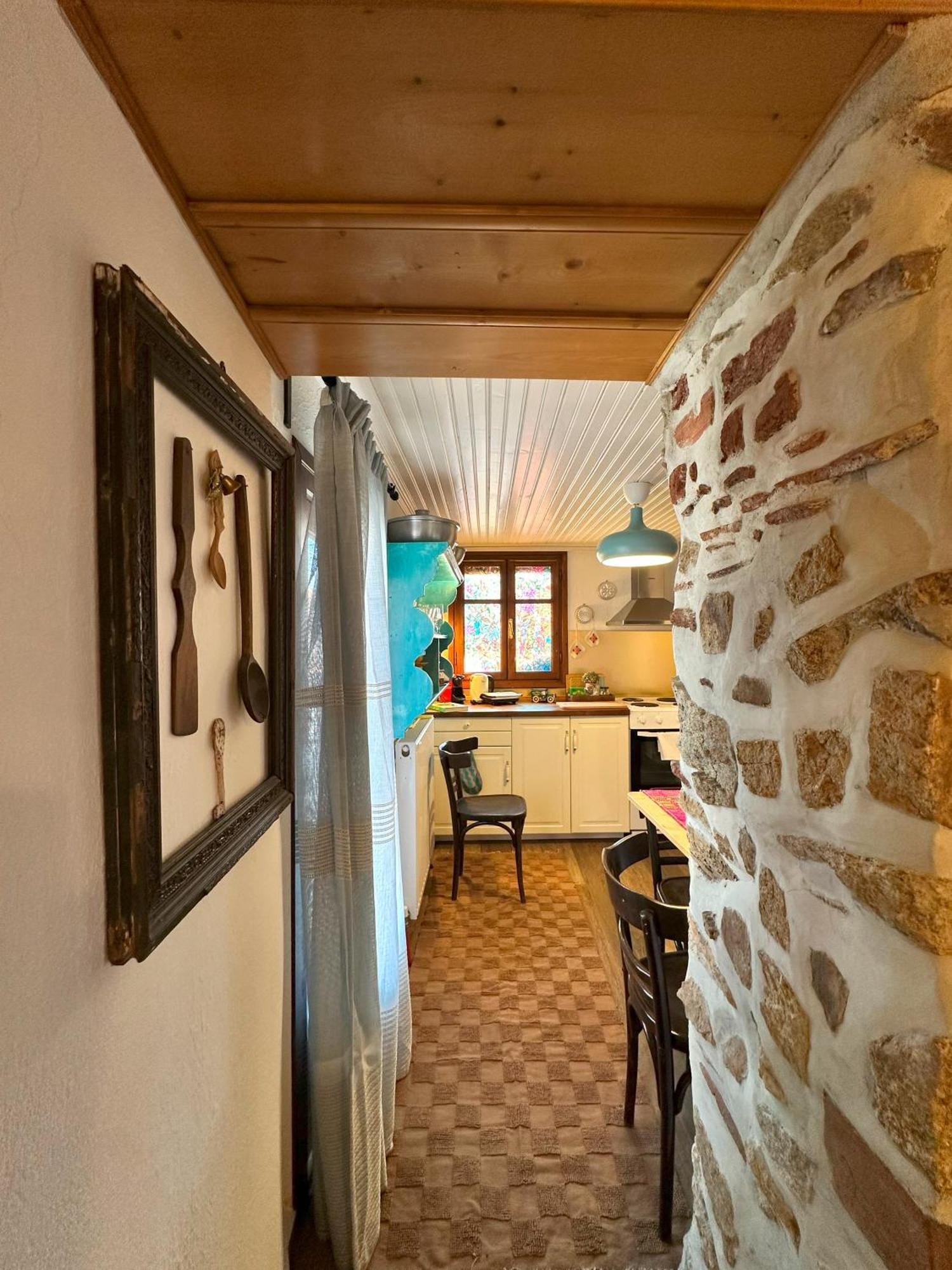 Renovated Old Manor House With Yard Villa Arnaia Exterior photo